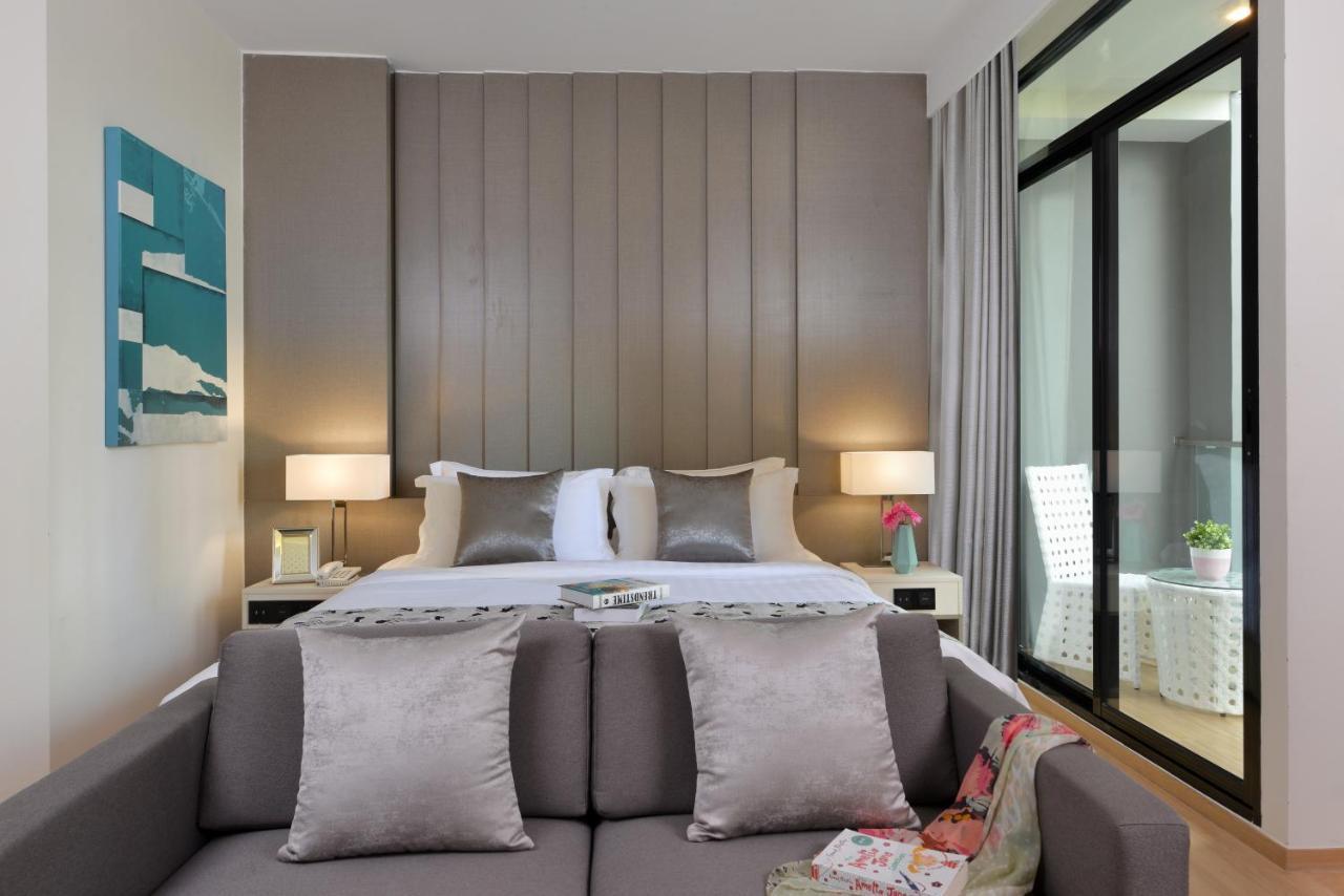 Deluxe Twin Room with Pool View